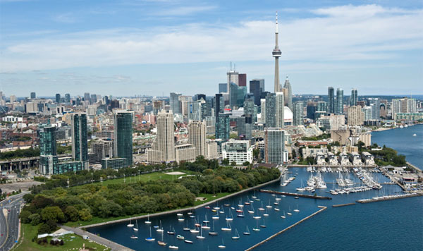 Kinh nghiệm tiết kiệm chi phí khi đi du học Canada tại thành phố Toronto