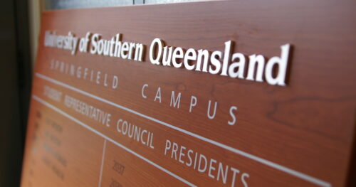 ĐẠI HỌC SOUTHERN QUEENSLAND