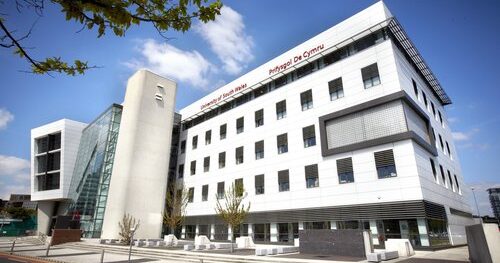 Trường đại học South Wales – Anh Quốc