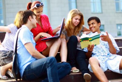 Cách đi du học Úc khi nhà không có điều kiện