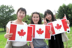 Nên chọn lựa du học Canada hay du học Mỹ?