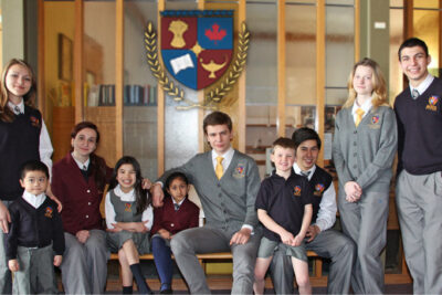 Khám Phá Thác Niagara – Kì Quan Thiên Nhiên Hùng Vĩ Của Thế Giới Khi Tham Gia Khóa Học Hè Tại Trường Trung Học Bronte College