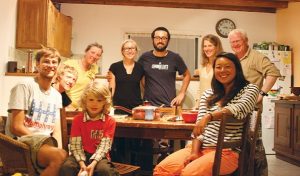 Phân tích ưu điểm và hạn chế của 3 hình thức nhà ở cho du học sinh Canada