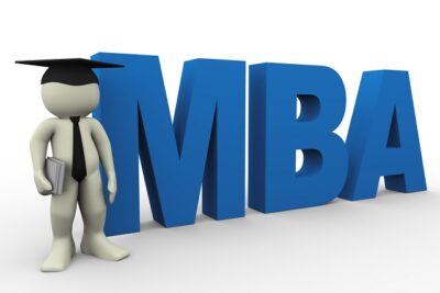Học MBA theo hình thức đào tạo từ xa có những ưu điểm và hạn chế nào?