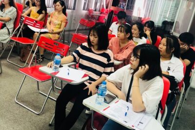 Review Hội Thảo: ” Bật Mí Bí Quyết Chinh Phục Học Bổng Du Học Hà Lan Năm 2020″