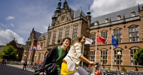 Du Học Hà Lan: Sinh Viên Đại Học University of Groningen Chi Tiêu Bao Nhiêu Tiền Mỗi Tháng???