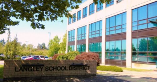 Du Học Canada: Tìm Hiểu Về Trường Trung Học Langley School District – 1 Trong 5 Trường Công Lập Tốt Nhất Canada