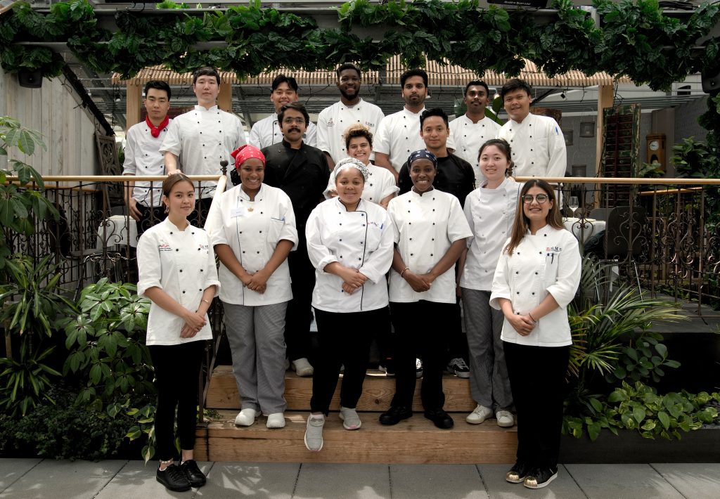 Du học BHMS Thụy Sĩ điểm đến hàng đầu ngành quản trị du lịch khách sạn