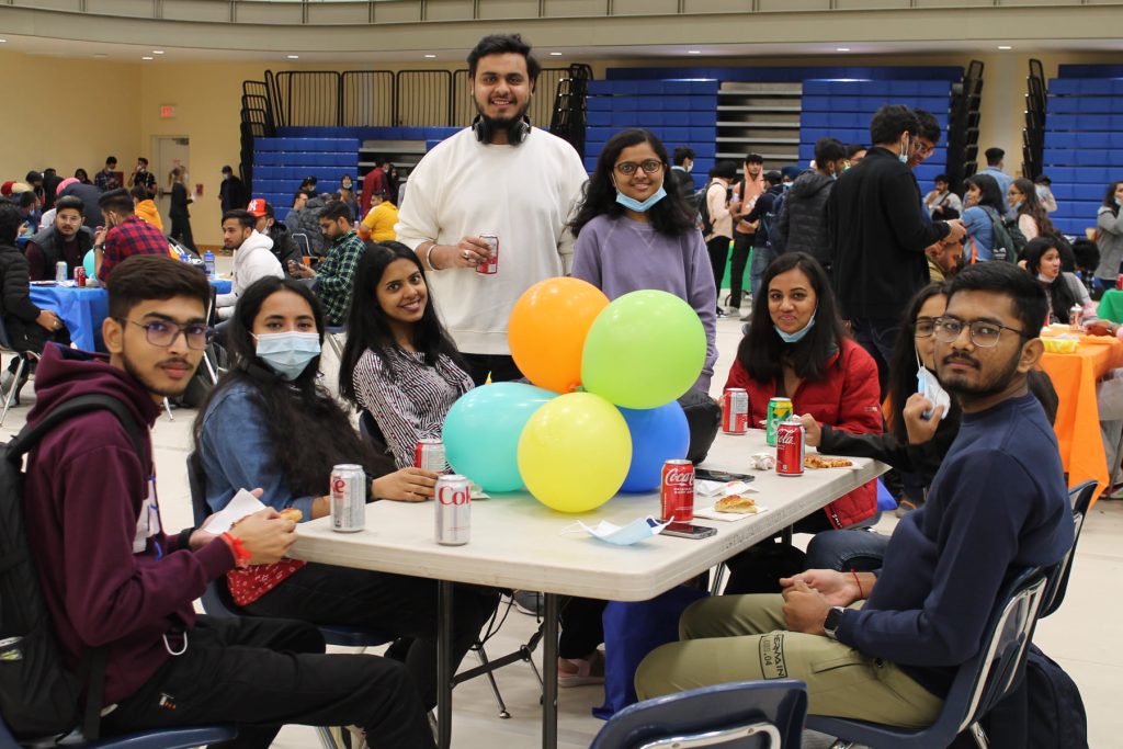 Trường Lakehead Georgian có cung cấp hàng loạt các dịch vụ dành cho các bạn sinh viên. 