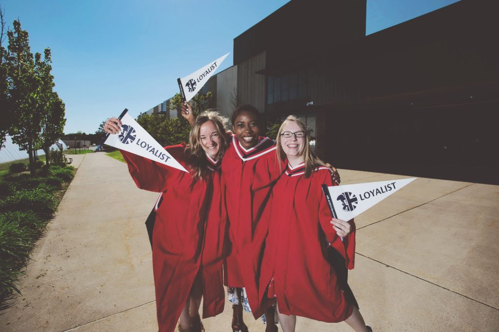 Loyalist College ngôi trường nằm ở vịnh Quinte xinh đẹp