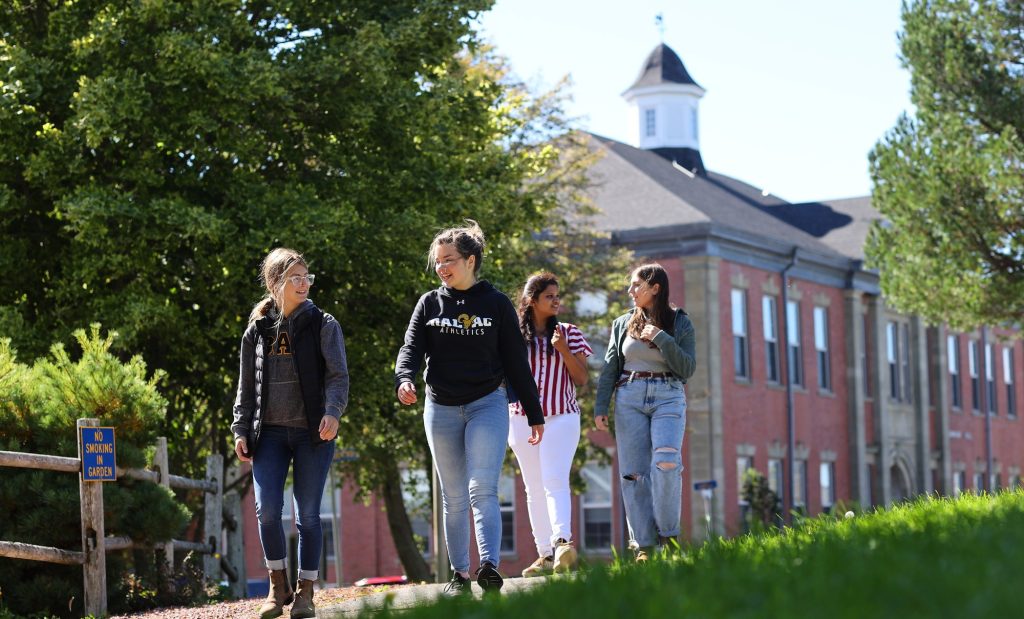 Dalhousie University có nhiều chương trình phù hợp cho sinh viên