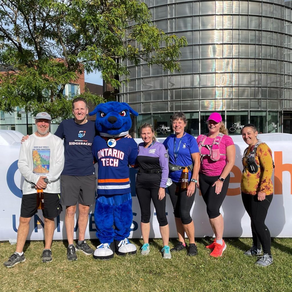 Giáo dục đại học tại Ontario Tech University nơi bạn kiếm được lộ trình phù hợp