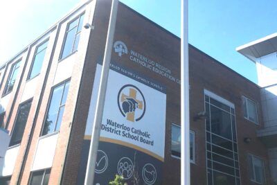 DU HỌC CANADA: WATERLOO CATHOLIC DISTRICT SCHOOL BOARD