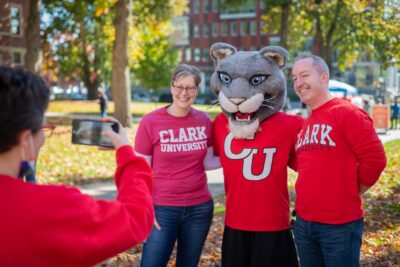 DU HỌC HOA KỲ: HÃY ĐẾN VỚI CLARK UNIVERSITY