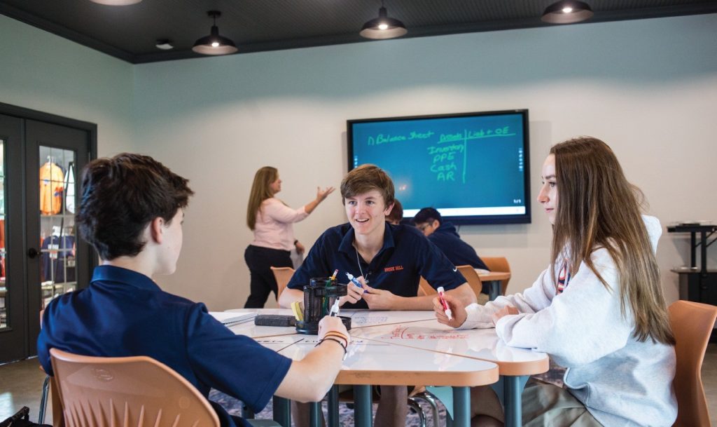 Educatius International tự hào cung cấp nền tảng giáo dục chất lượng