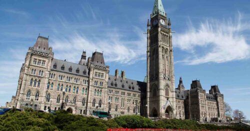 DU HỌC CANADA: TOP TRƯỜNG ĐẠI HỌC CANADA NHIỀU SINH VIÊN VIỆT NAM
