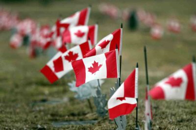 LÀM THẾ NÀO ĐỂ ĐƯỢC ĐỊNH CƯ SAU DU HỌC CANADA