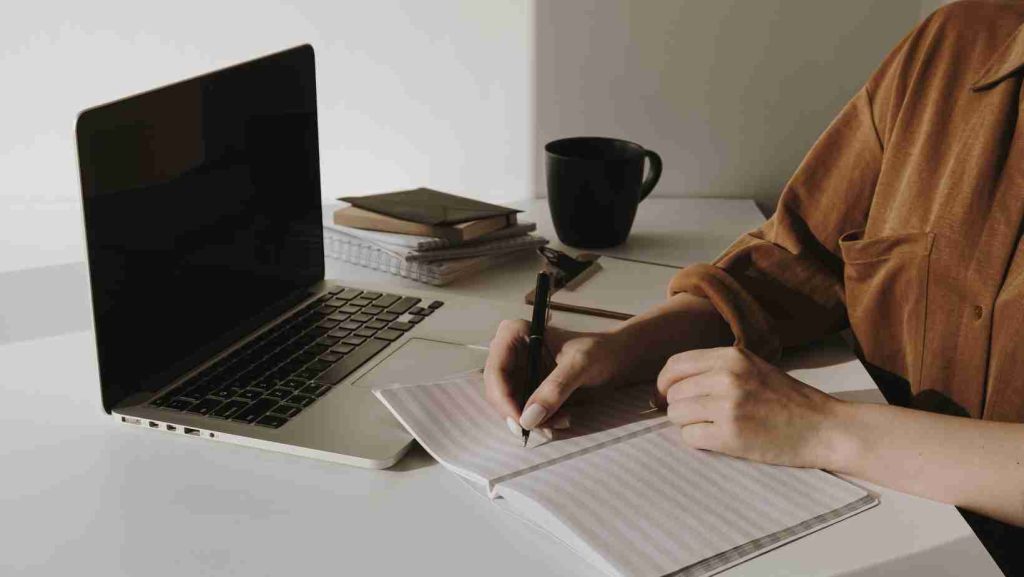 IELTS WRITING: HÃY CHỌN MỘT PHONG CÁCH VIẾT PHÙ HỢP