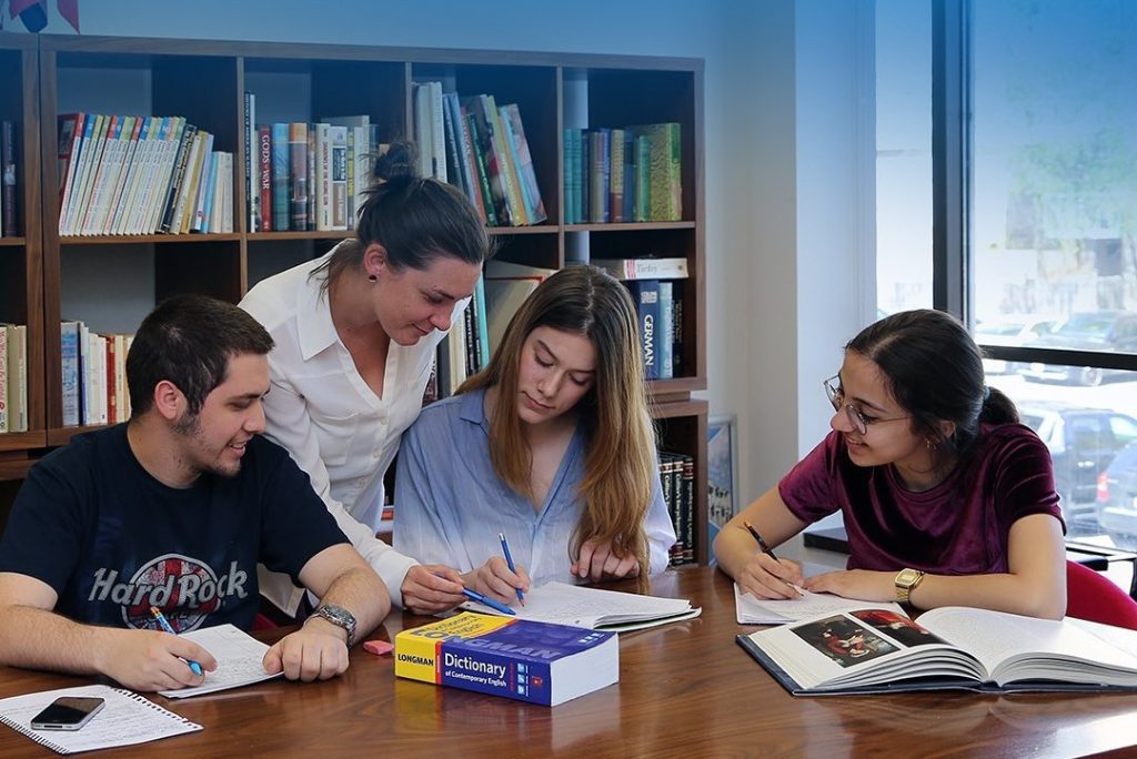 Mentora College có thế mạnh về kinh doanh