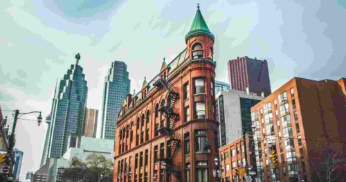 Du học Canada: Trường học nổi tiếng tại thành phố Toronto được đông đảo du học sinh lựa chọn