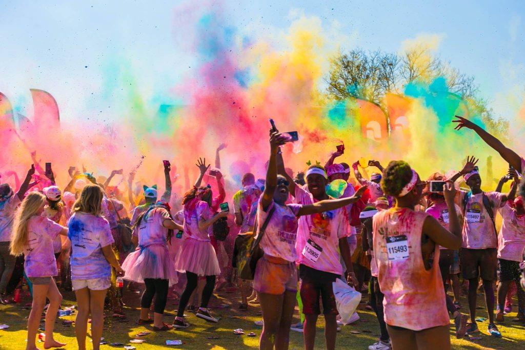 Bradford District High School có nhiều trường trực thuộc