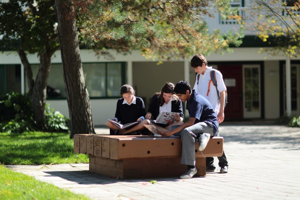 Cowinchan Valley School District có chương trình homestay thuận tiện