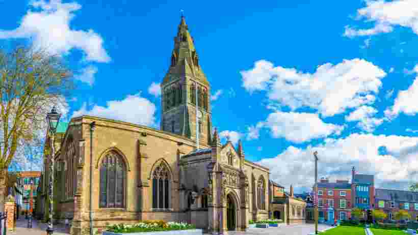 Du học Anh có nhiều ngôi trường nổi tiếng