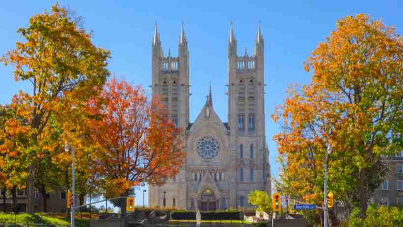 Du học Canada bậc thạc sĩ cần chú ý điều kiện xét học