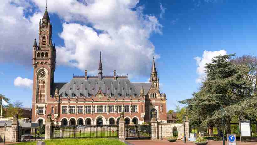 Du học Hà Lan cần thiết phải mở tài khoản ngân hàng