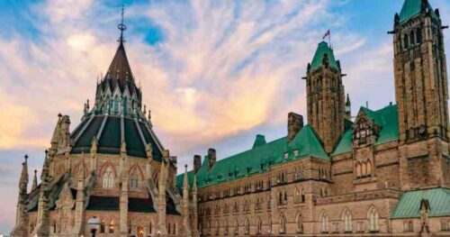 Du lịch Canada: Điều kiện xin visa du lịch Canada