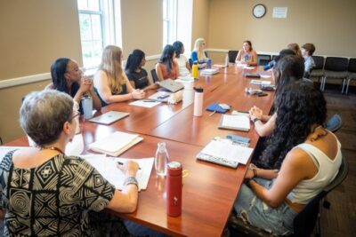 Du học Mỹ: Các trường học thành viên của Duke University