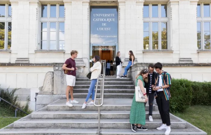 Université catholique de l'Ouest có nhiều chương trình trao đổi uy tín