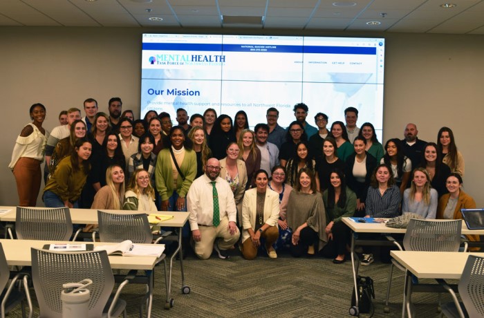 University Of West Florida có nhiều trường cao đẳng trực thuộc