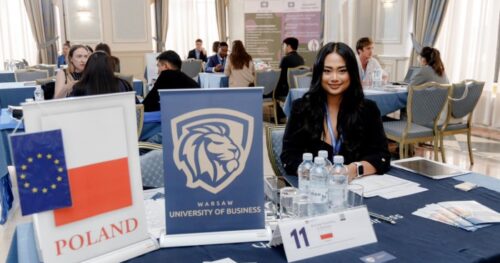 Du học Ba Lan: Warsaw University of Business khám phá đại học tư thục chất lượng