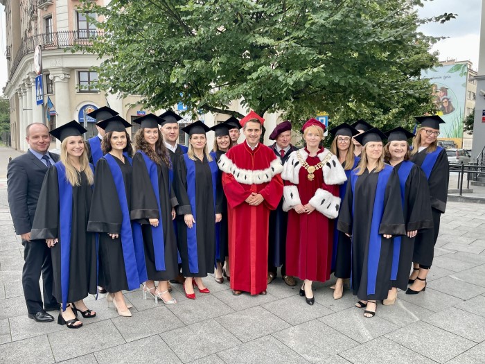 Warsaw University of Business đào tạo những ngành thiết thực