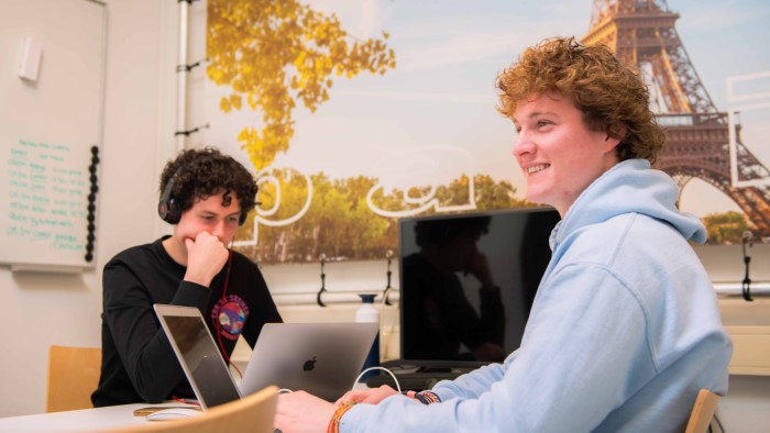 Hotel Management School Maastricht mang lại nhiều thông tin hữu ích về ngành