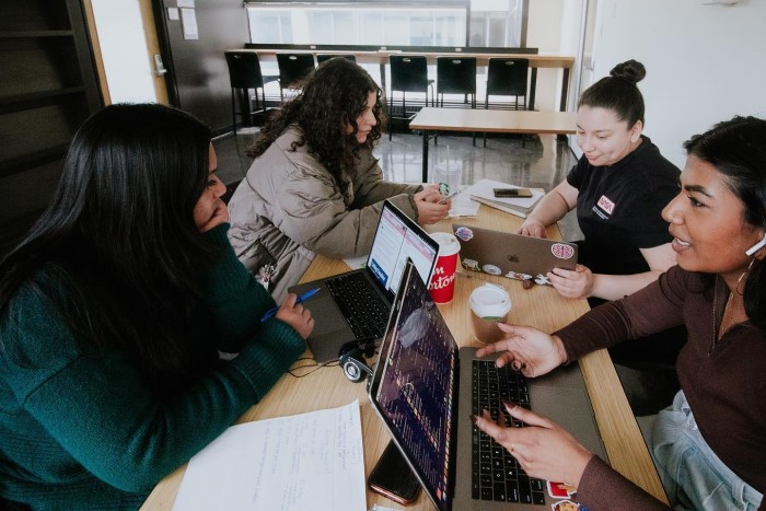 University of Ottawa có một số chương trình học được công nhận