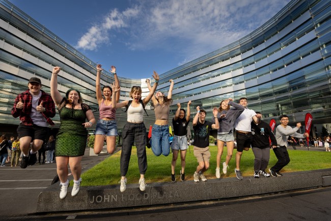 The University of Auckland ngôi trường nổi tiếng của đất nước