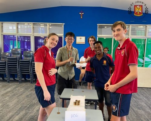 St John's Catholic College có trao học bổng thường niên