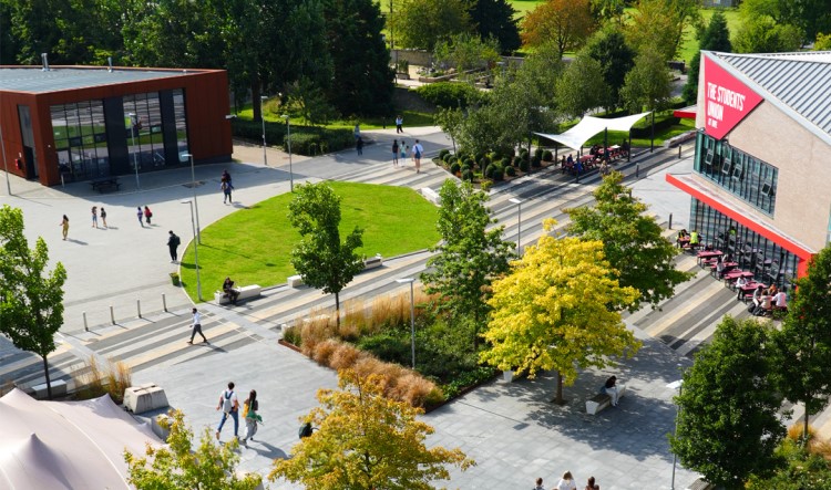 Khuôn viên University of the West of England rất đẹp