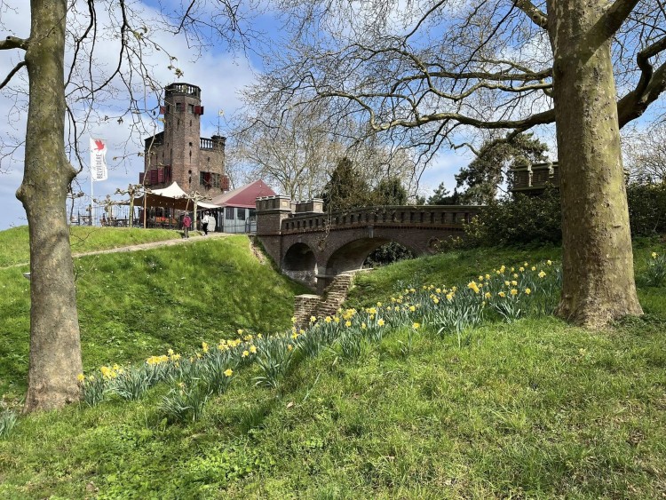 Nijmegen là thành phố cổ với lịch sử hơn 2000 năm