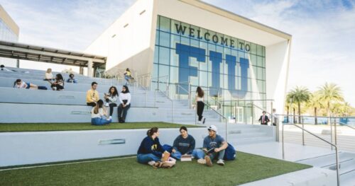 Du học Mỹ: Florida International University trường đại học nghiên cứu công lập năng động