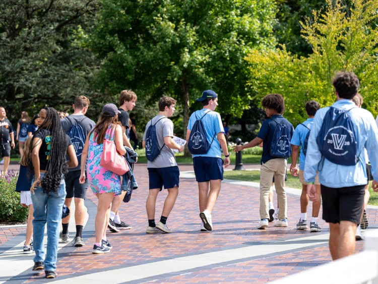 Sinh viên trong khuôn viên Villanova University